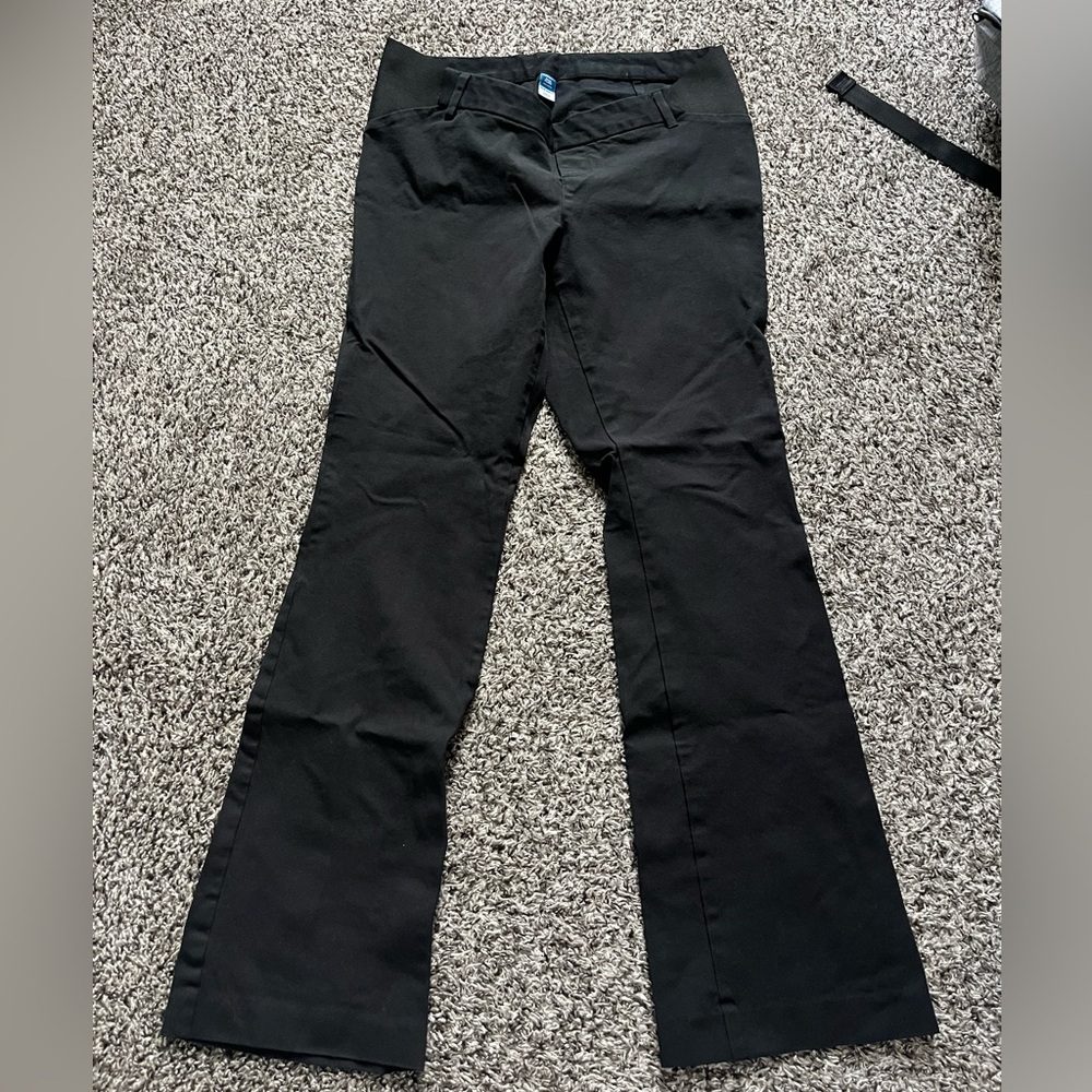 Old Navy Maternity Pixie Flare